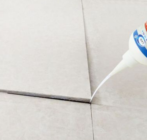 临江瓷砖空鼓维修公司分享卫生间瓷砖脱落的原因可能有以下几点